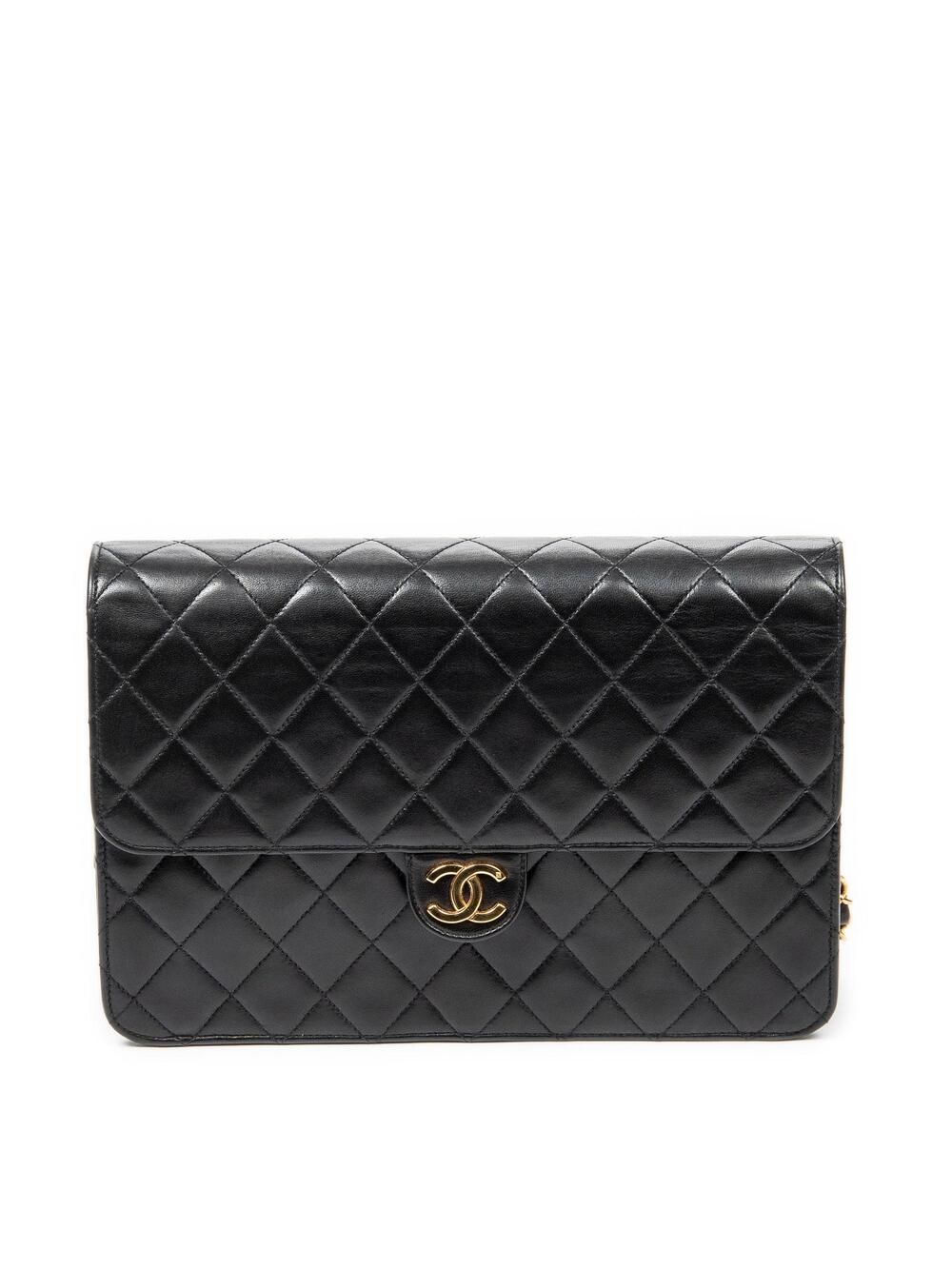 Chanel Vintage Clutch With Chain #370960C43B